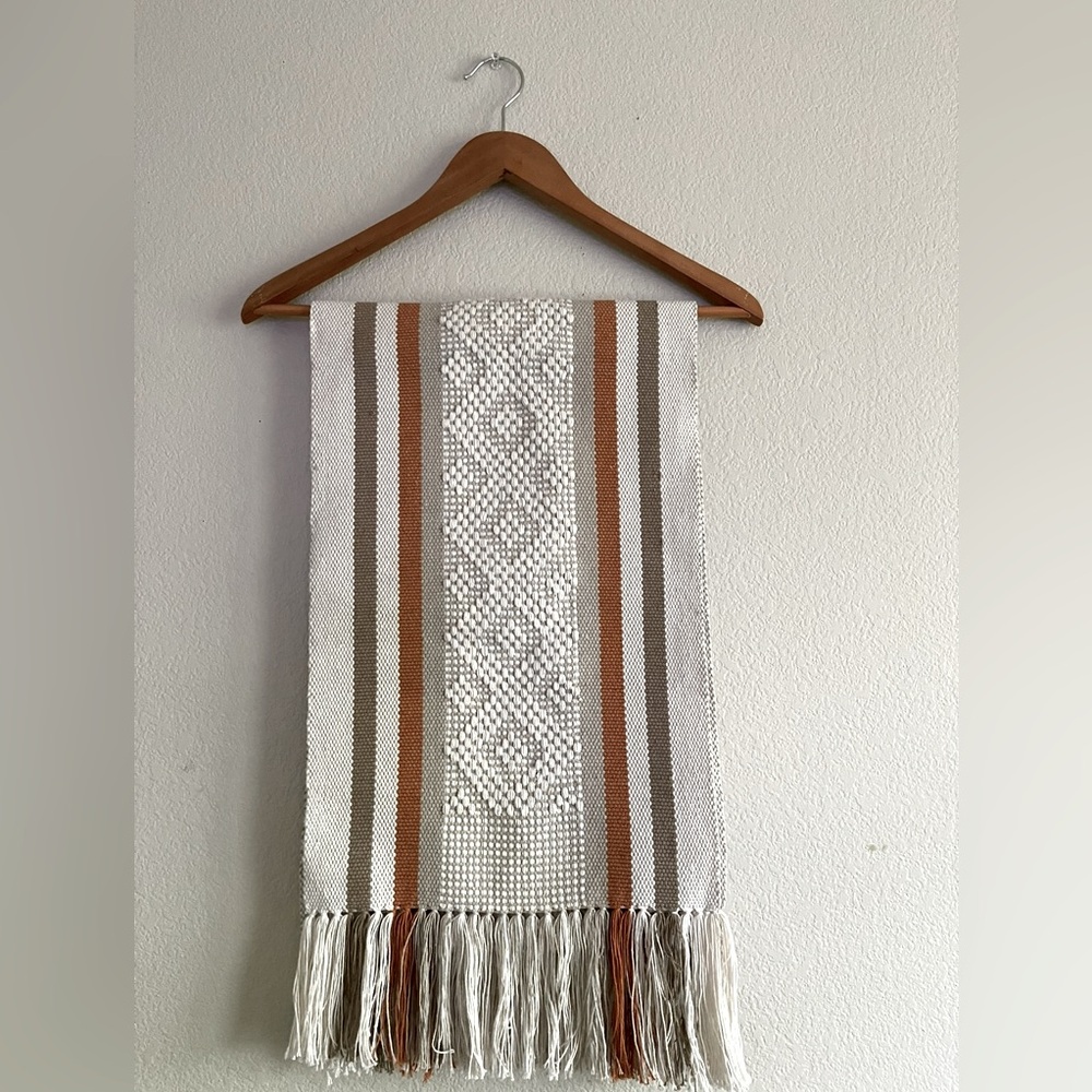 Table Runner Handmade In Oaxaca - Picture 3 of 4